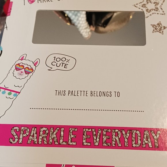 NWT! CHIT CHAT Makeup Book/Palette - Picture 7 of 10